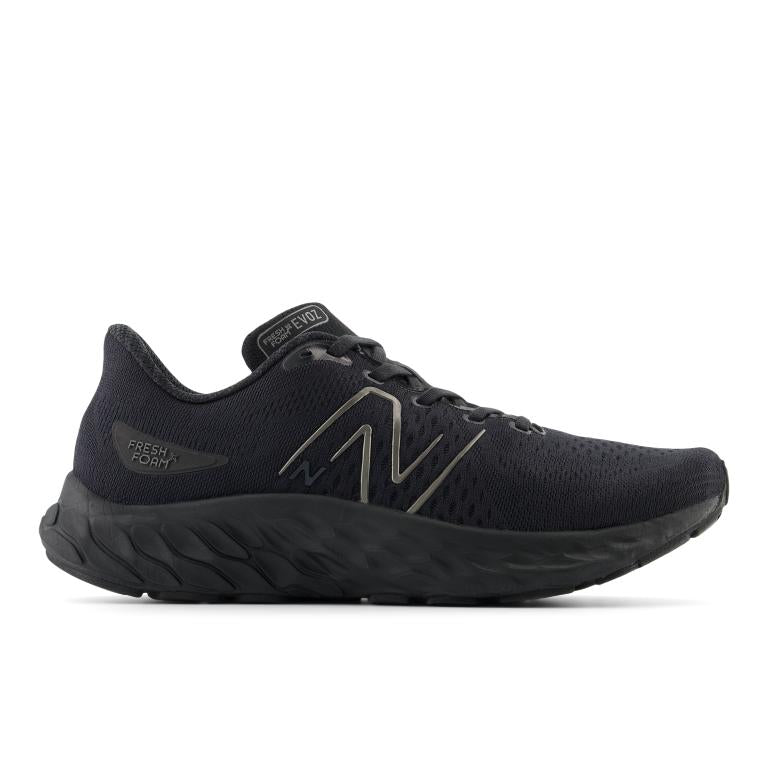 EVOZ v3 (neutral) 2E 7 / Triple Black EVOZ v3 (neutral) 2E 7 / Triple Black