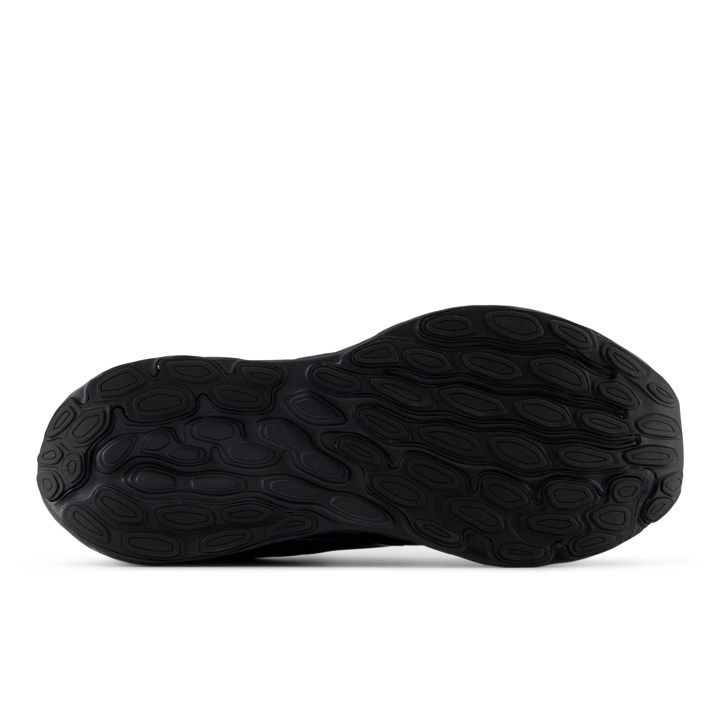 680 v8 2E 7 / Triple Black 680 v8 2E 7 / Triple Black