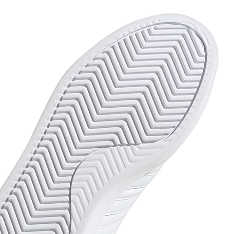 Grand Court Cloudfoam Lifestyle Court Comfort Shoes 5 / Ftwr White/Ftwr White/Gold Met. Grand Court Cloudfoam Lifestyle Court Comfort Shoes 5 / Ftwr White/Ftwr White/Gold Met.