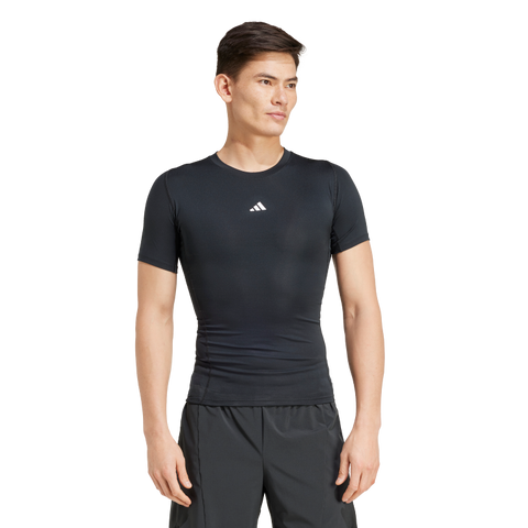 Techfit Compression Training T-Shirt 2XL / Black Techfit Compression Training T-Shirt 2XL / Black
