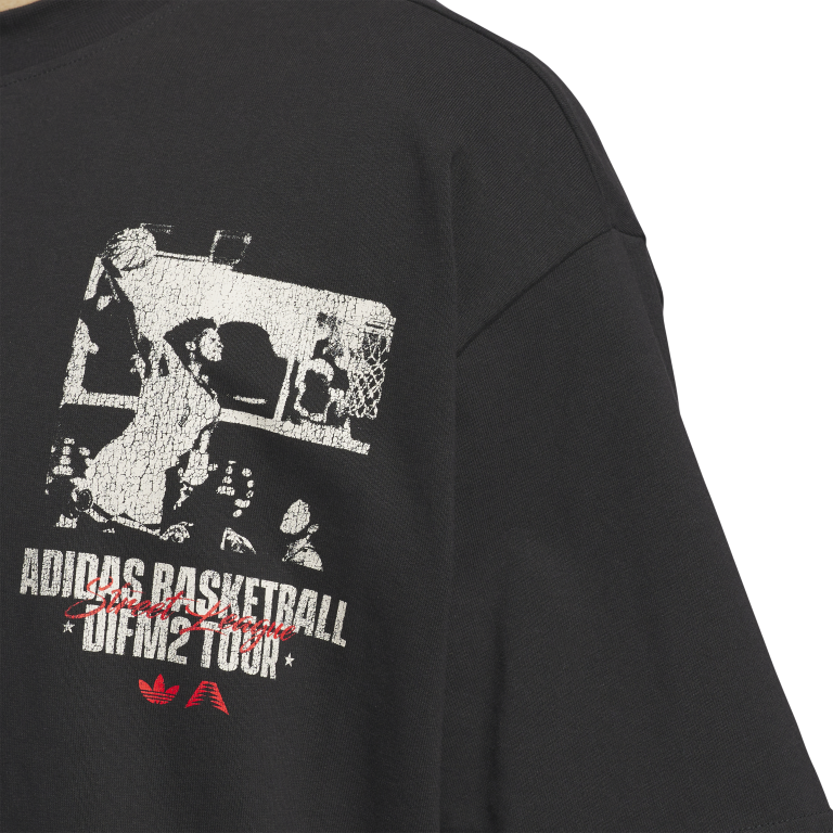A.E. Graphic T-Shirt 2XL / Black A.E. Graphic T-Shirt 2XL / Black