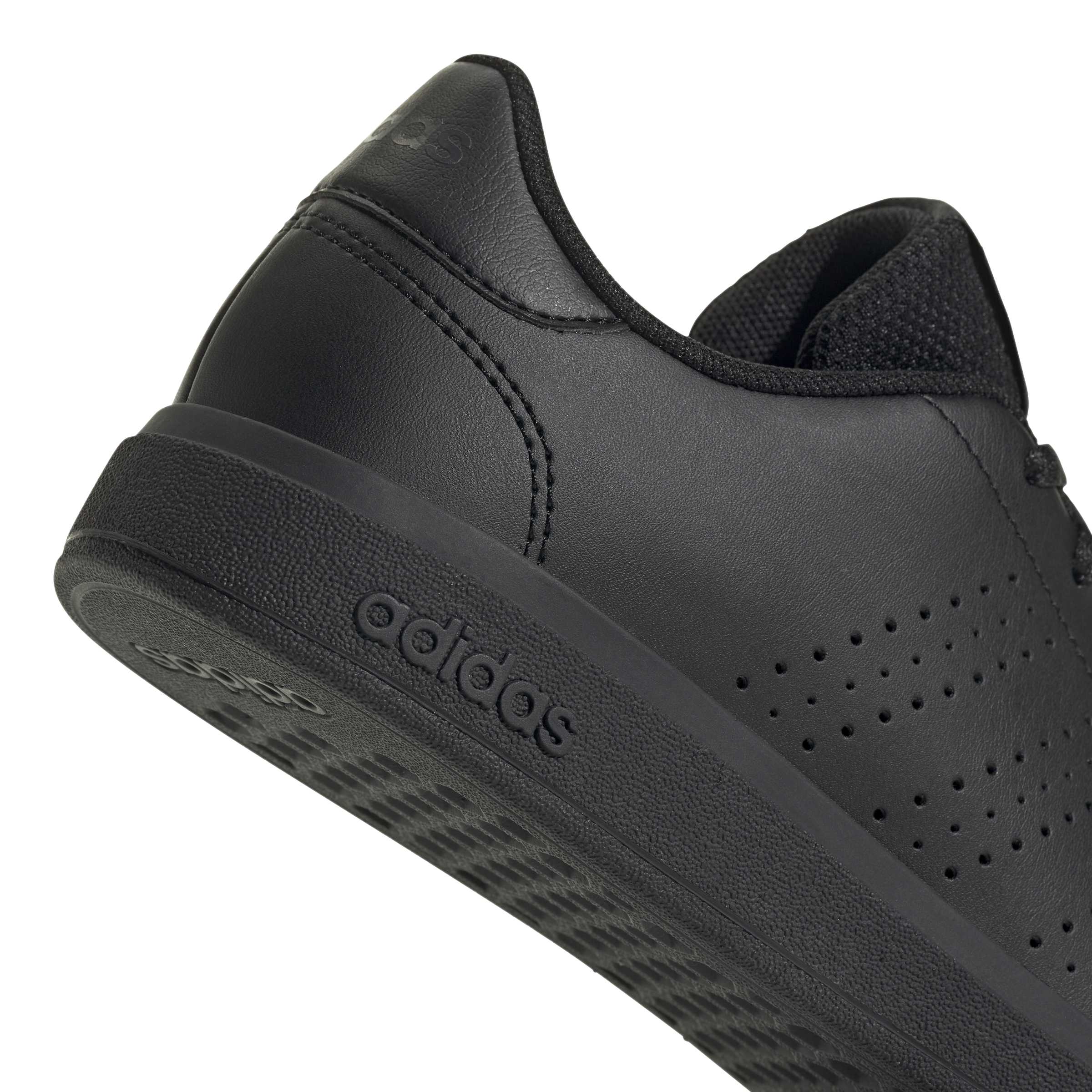 ADVANTAGE BASE 2.0 SHOES JUNIOR Core Black / Core Black / Grey Six / 4 ADVANTAGE BASE 2.0 SHOES JUNIOR Core Black / Core Black / Grey Six / 4