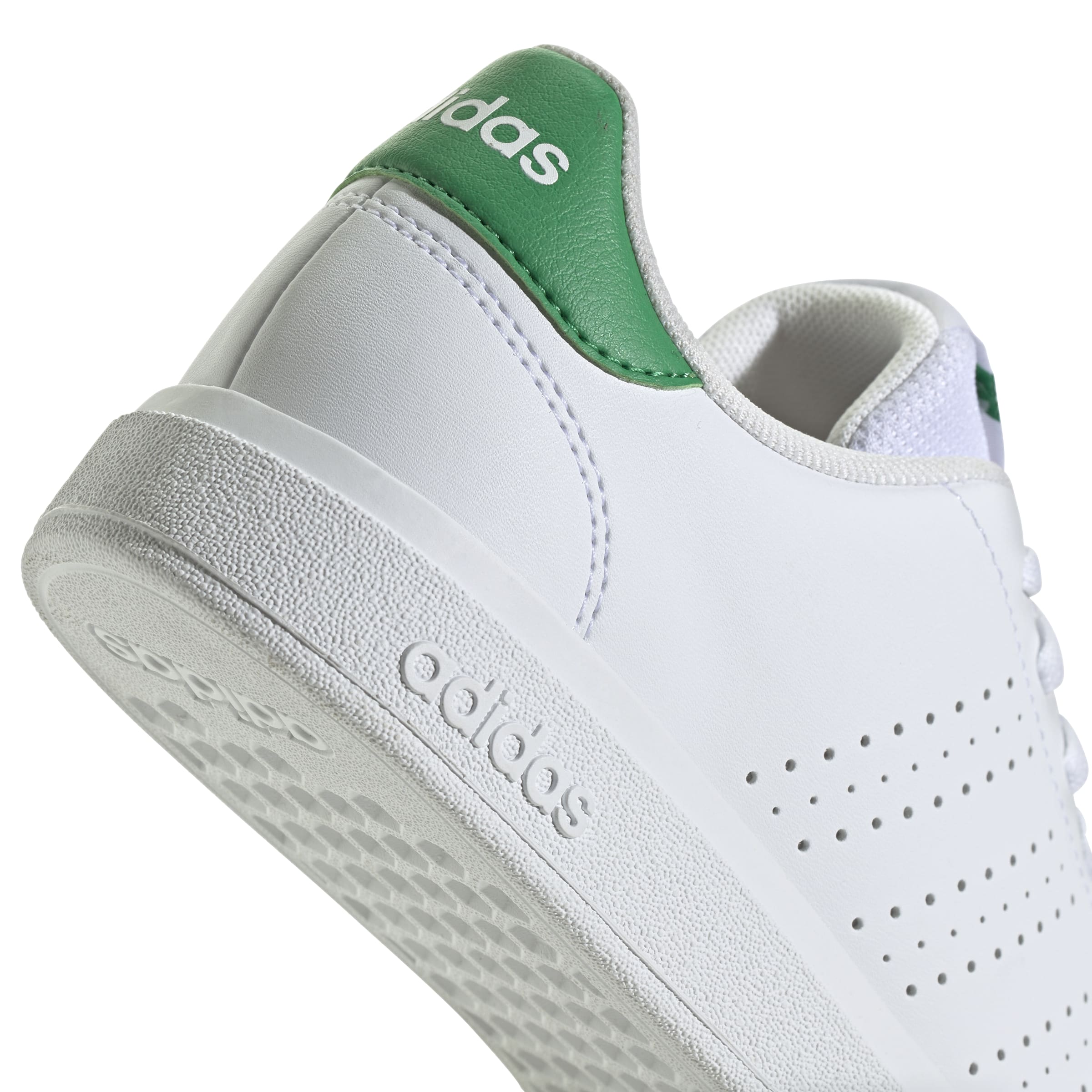 ADVANTAGE BASE 2.0 SHOES JUNIOR Ftwr White / Ftwr White / Green / 4 ADVANTAGE BASE 2.0 SHOES JUNIOR Ftwr White / Ftwr White / Green / 4