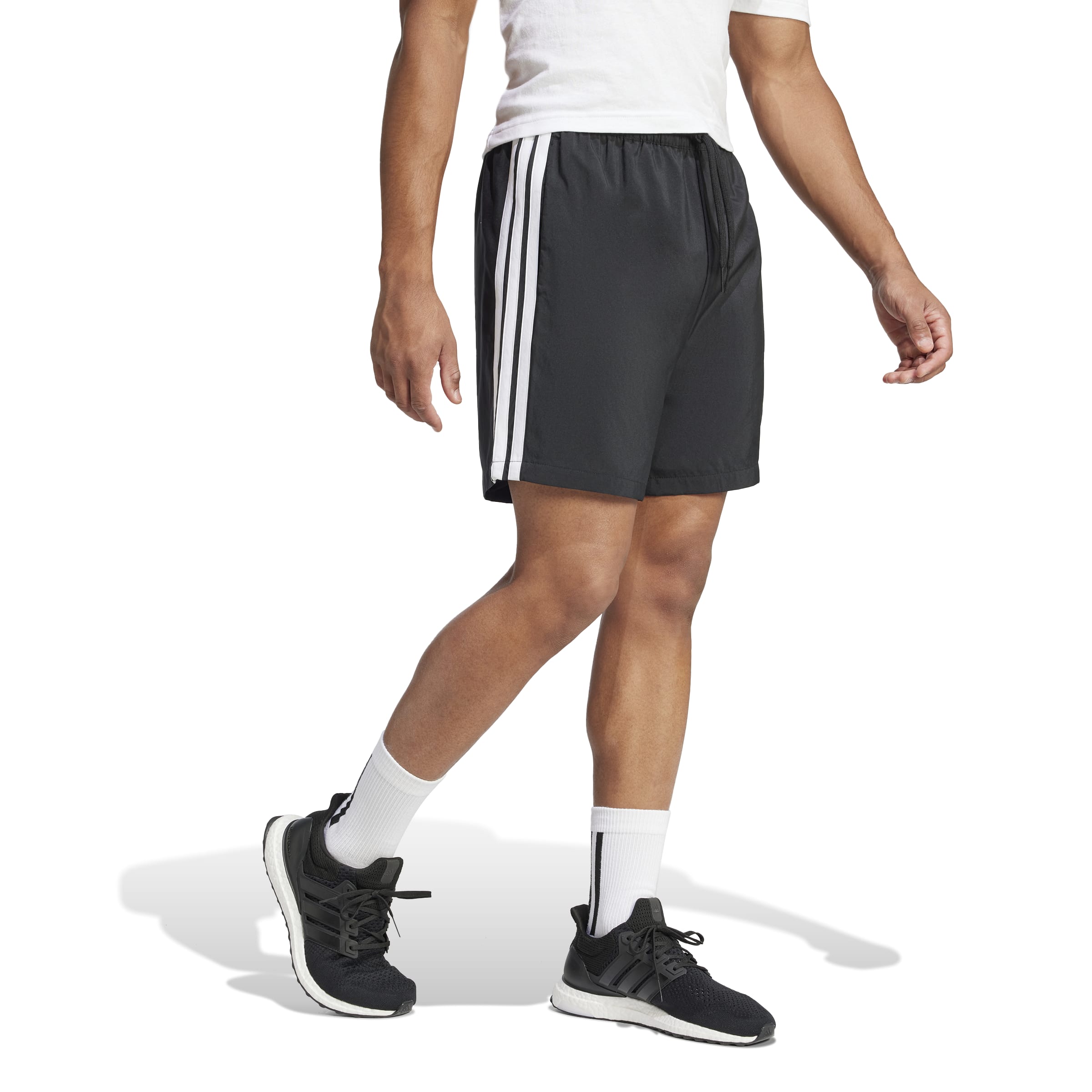 ESSENTIALS THREE STRIPES CHELSEA SHORTS Black / White / 2XL ESSENTIALS THREE STRIPES CHELSEA SHORTS Black / White / 2XL