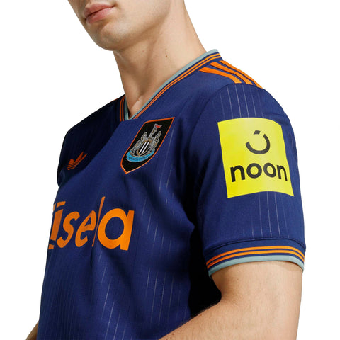 Newcastle United FC 25/26 Third Jersey Victory Blue / Bahia Orange / 2XL Newcastle United FC 25/26 Third Jersey Victory Blue / Bahia Orange / 2XL