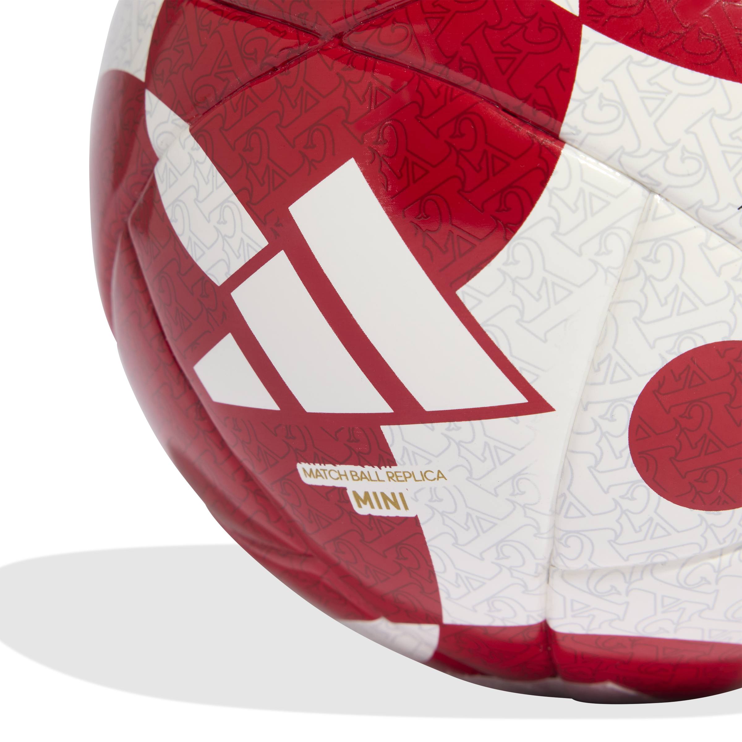 ARSENAL FC HOME MINI BALL White / Better Scarlet / Team Power Red 2 / 1 ARSENAL FC HOME MINI BALL White / Better Scarlet / Team Power Red 2 / 1