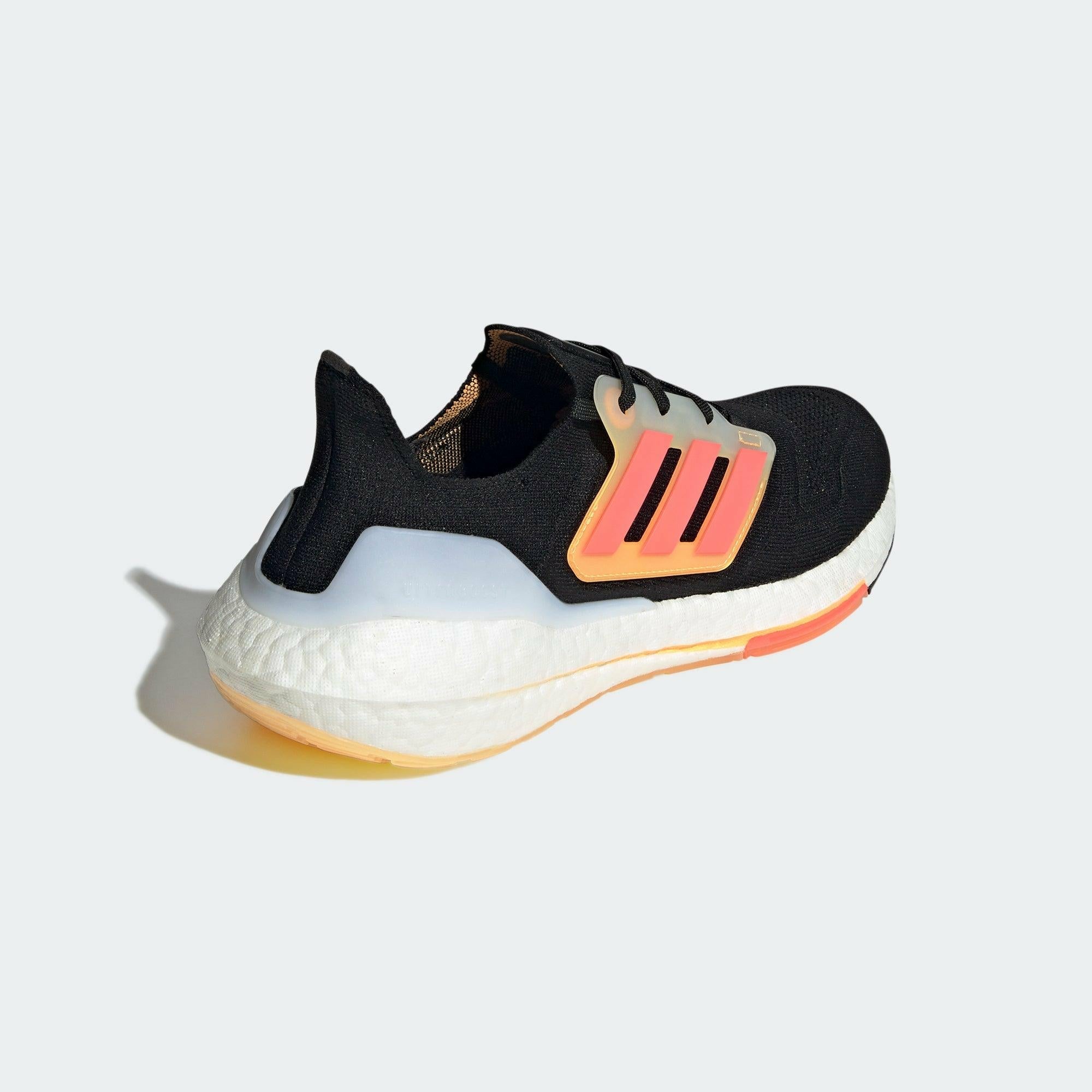 Adidas UltraBoost 22 Mens Shoe 