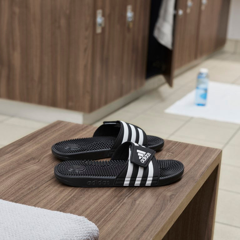 Adissage Slides 4 / Core Black/Ftwr White/Core Black