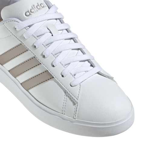 Grand Court Cloudfoam Lifestyle Court Comfort Shoes 5 / Ftwr White/Platin Met./Platin Met.