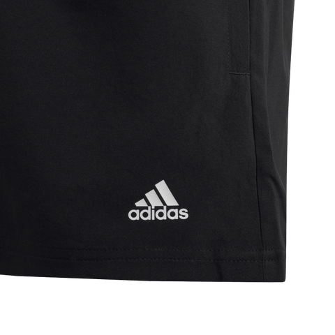 Essentials Small Logo Chelsea Shorts 1112 / Black/White