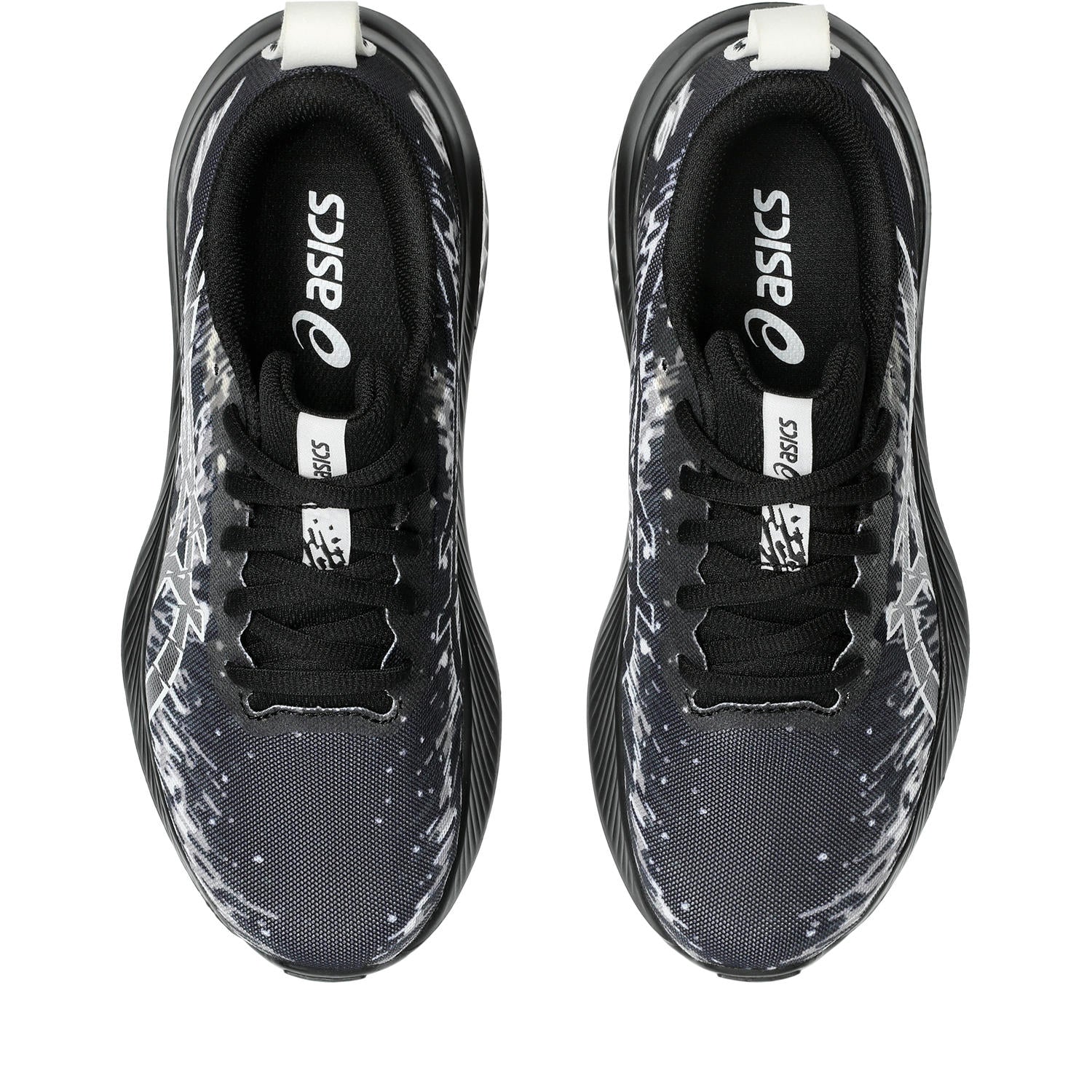 GEL-NOOSA TRI 16 GS 1 / Black/White