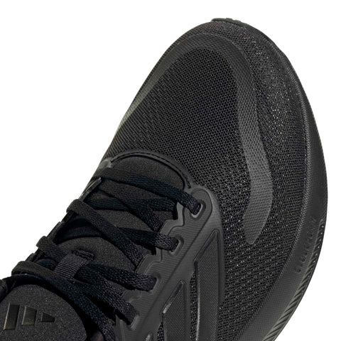 RUNFALCON 5 Core Black / 9