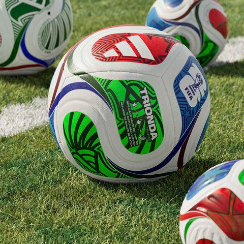 WORLD CUP 26 TRIONDA TRAINING White / Team Royal Blue / Solar Blue / Power Red / 3