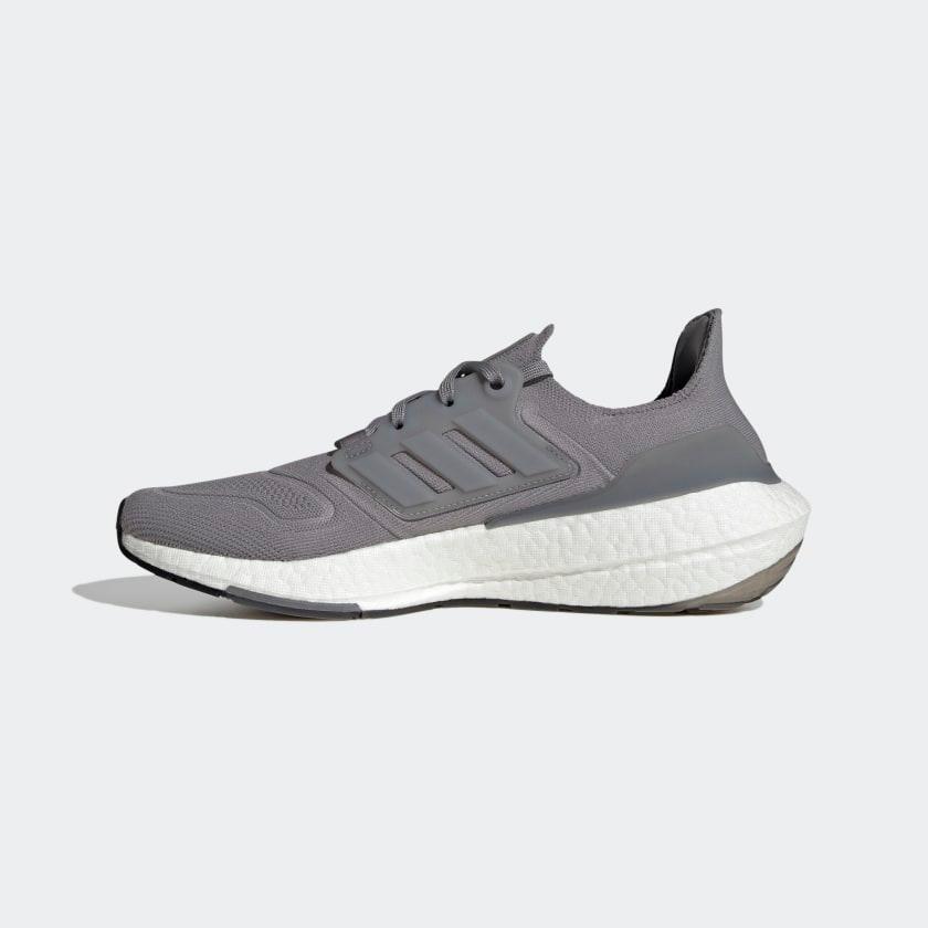 Adidas UltraBoost 22 Mens Shoe 