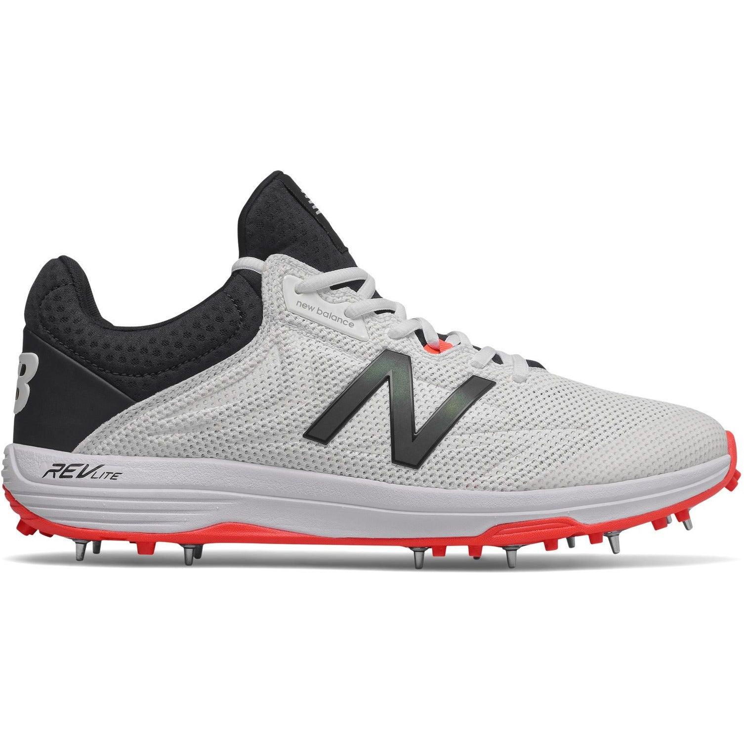 New Balance CK10 v4 Mens Cricket Shoe 