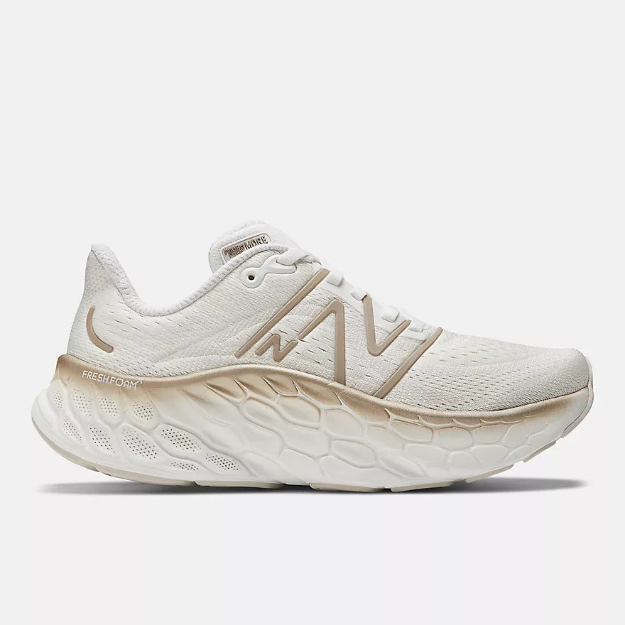 New Balance Fresh Foam X More v4 Womens Shoe 